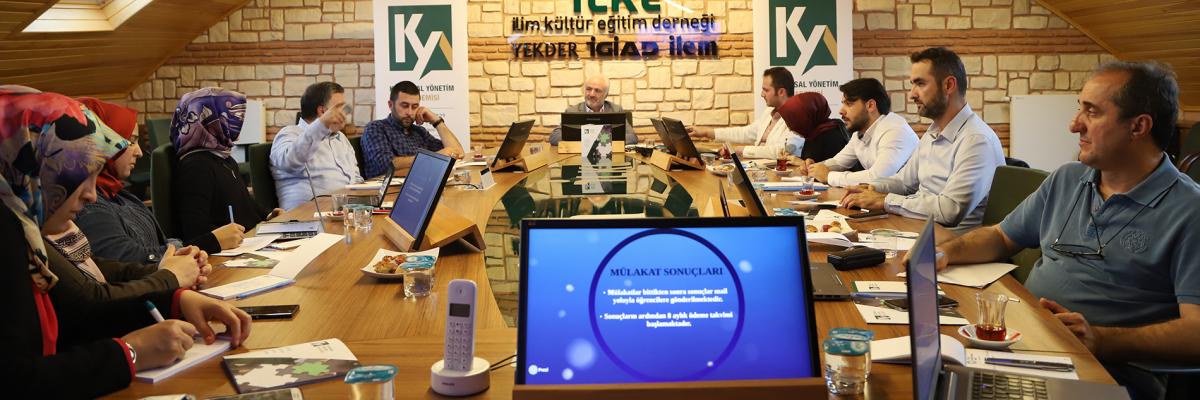 STK'larda Burs Uygulamaları Tartışıldı